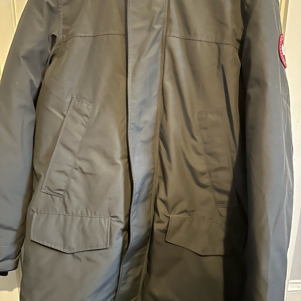 Canada Goose Men's Gray Puffer Jacket